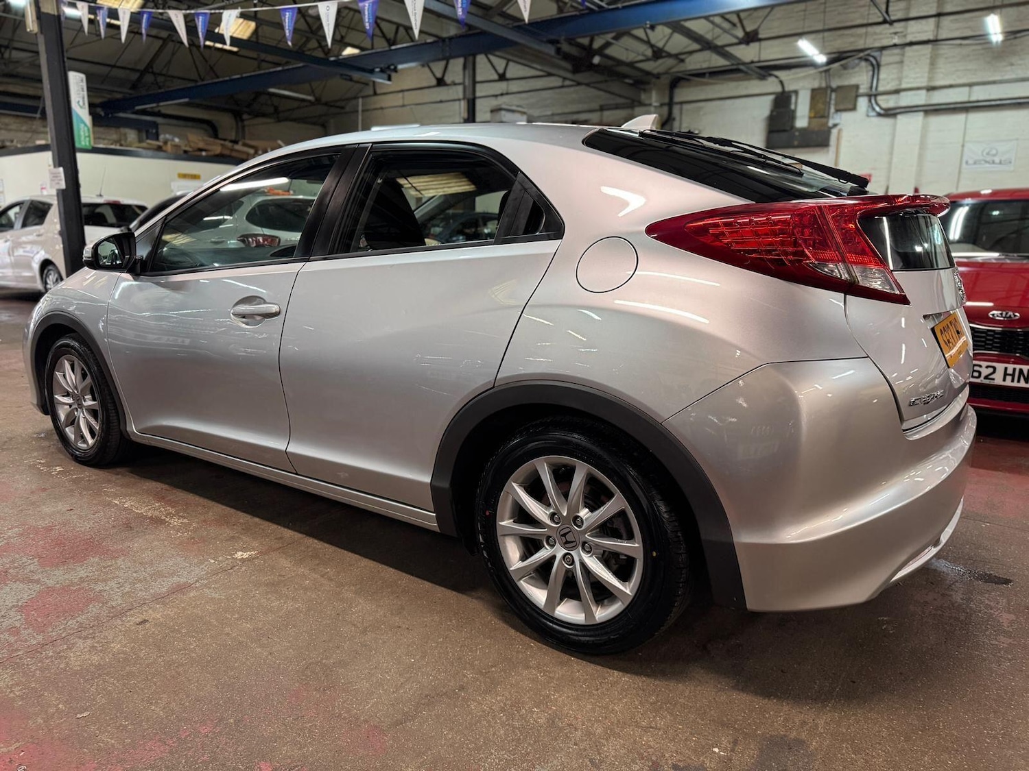 Used Honda Civic 2013 for sale - 76200967: Photo 4