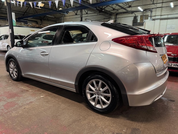 Used Honda Civic 2013 for sale - 76200967: Photo 4