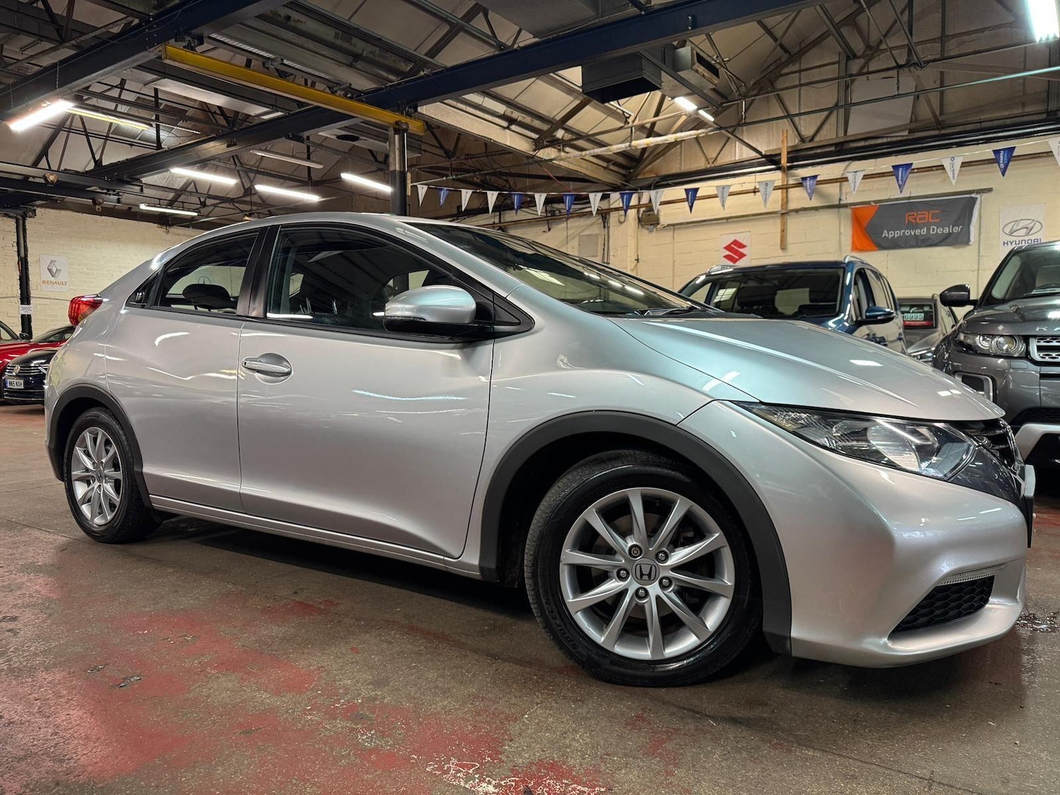 Used Honda Civic 2013 for sale - 76200967: Photo 8