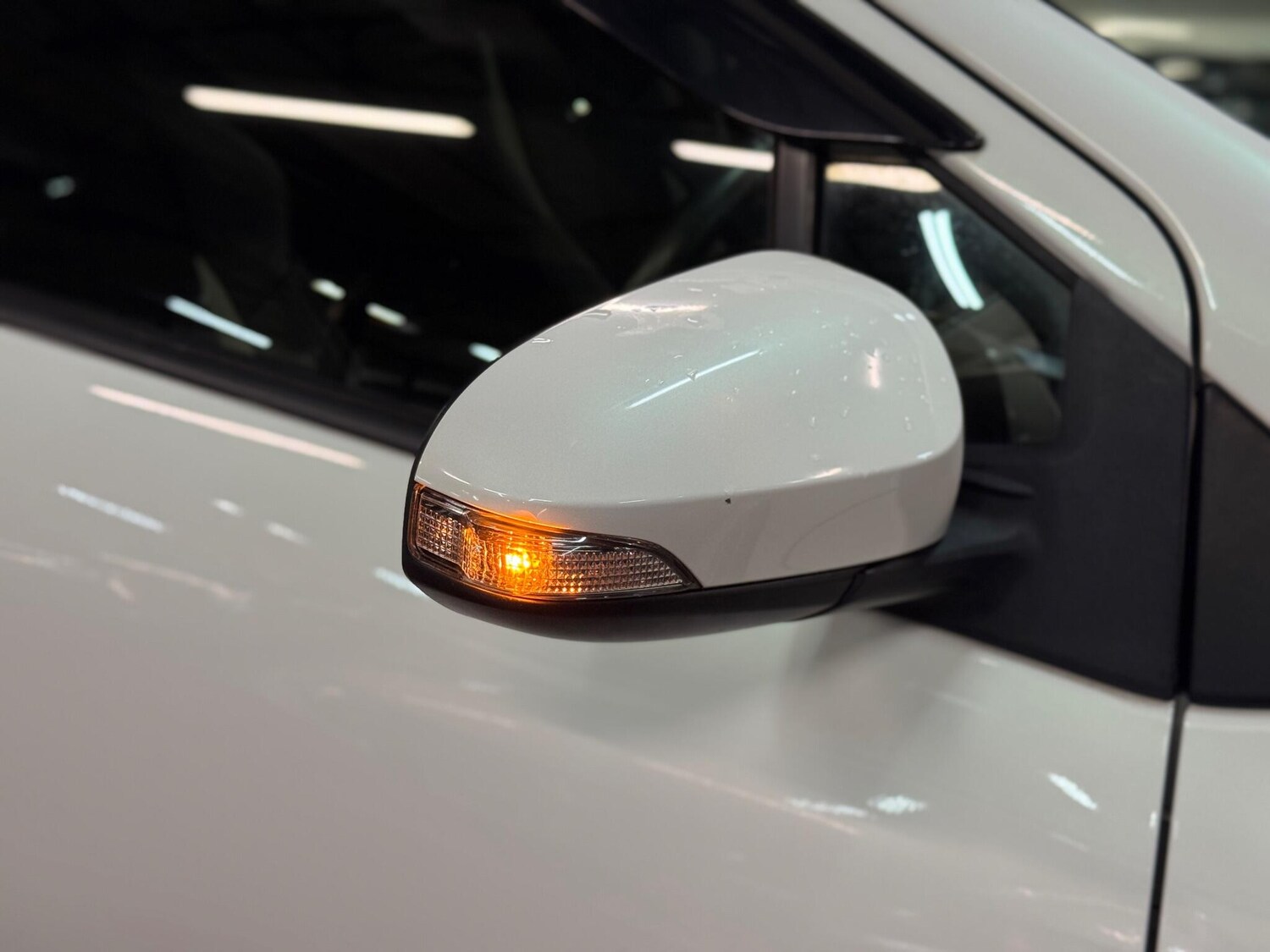 Used Toyota Aqua for sale - 76476560: Photo 13