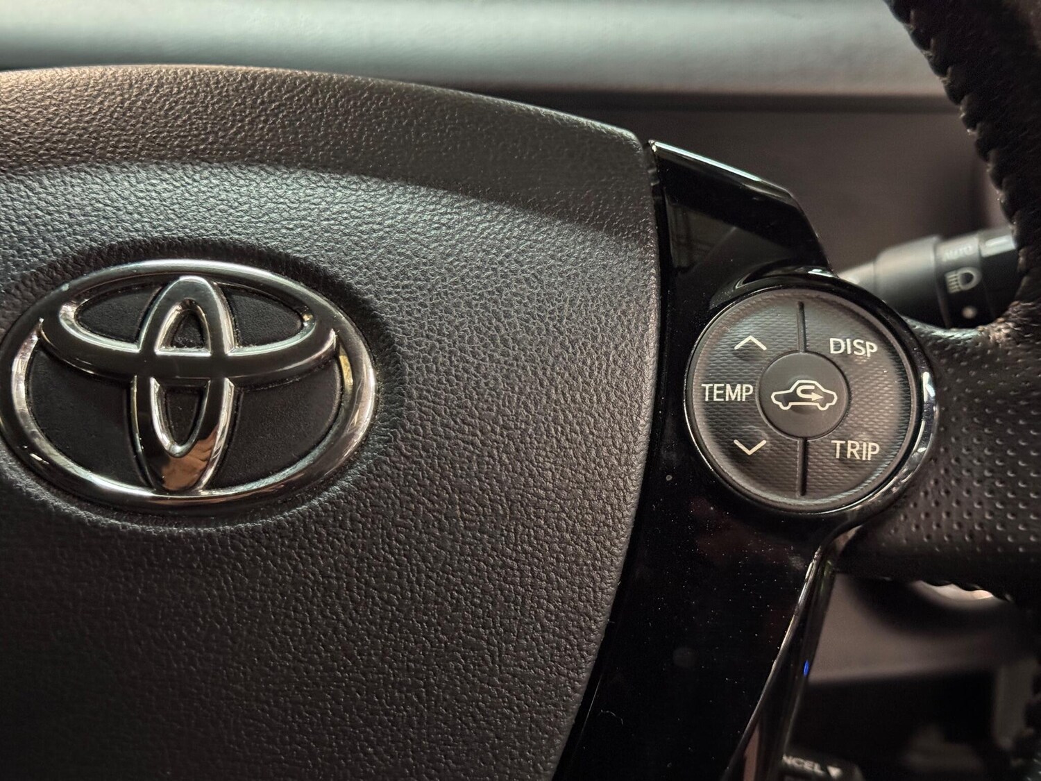 Used Toyota Aqua for sale - 76476560: Photo 35