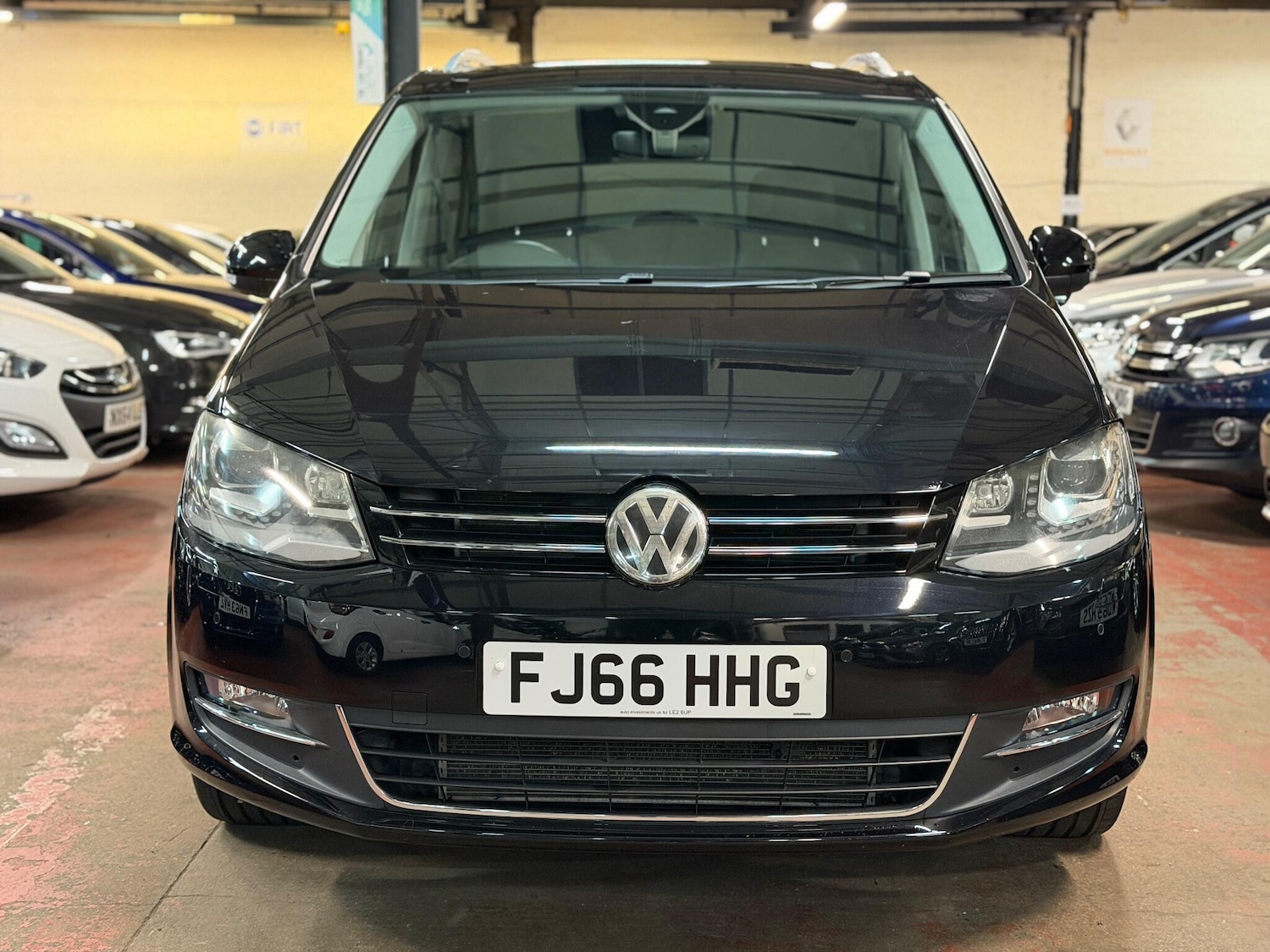 Used Volkswagen Sharan 2025 for sale - 76993253: Photo 2