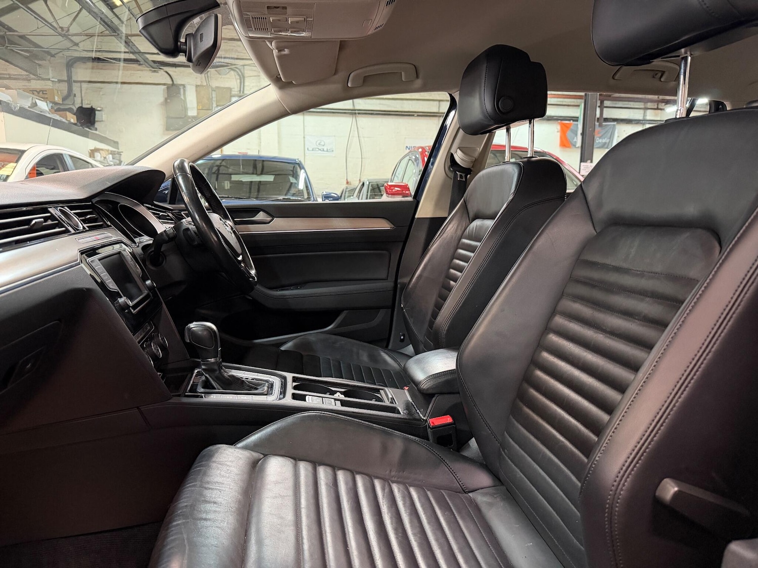 Used Volkswagen Passat 2015 for sale - 76457176: Photo 14