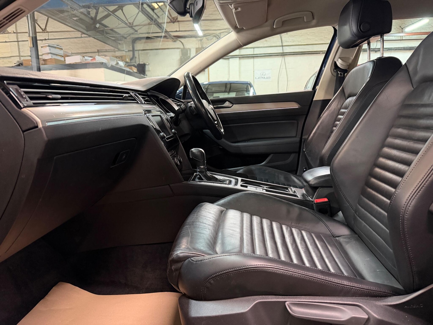 Used Volkswagen Passat 2015 for sale - 76457176: Photo 15