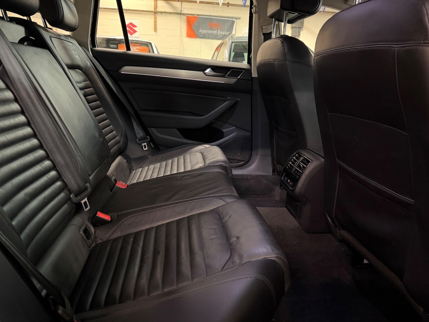 Used Volkswagen Passat 2015 for sale - 76457176: Photo 19