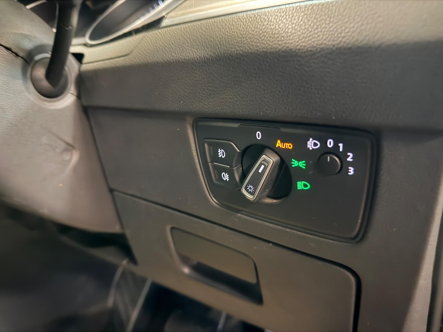 Used Volkswagen Passat 2015 for sale - 76457176: Photo 29