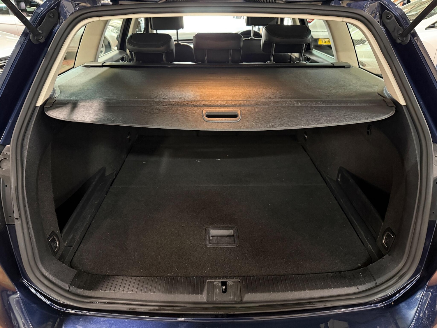 Used Volkswagen Passat 2015 for sale - 76457176: Photo 31