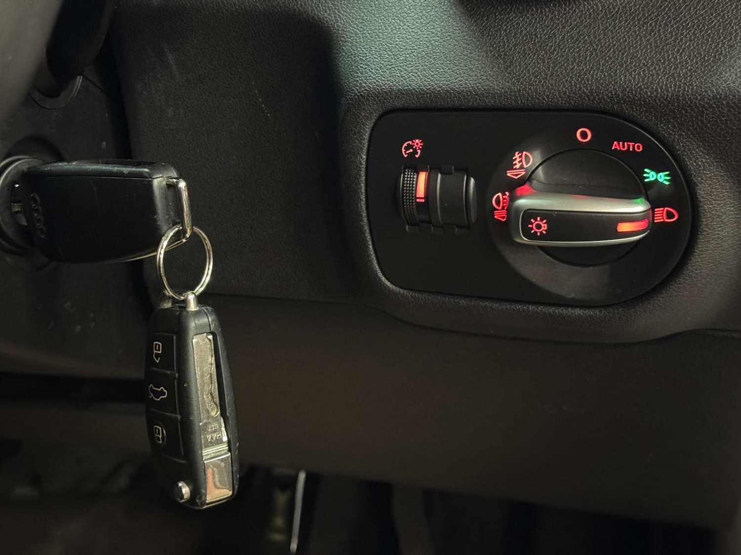 Used Audi A1 for sale - 76689337: Photo 32