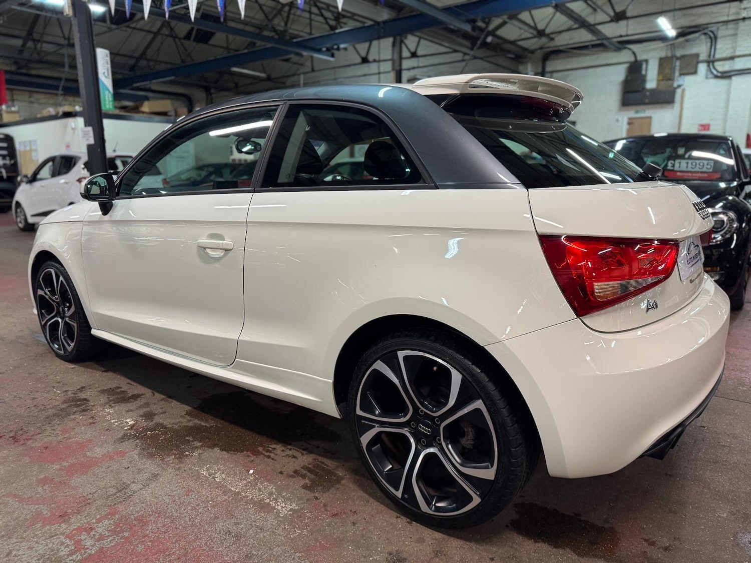 Used Audi A1 for sale - 76689337: Photo 6