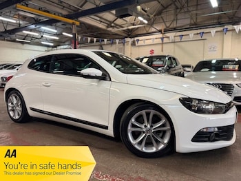 Used Volkswagen Scirocco 2011 for sale - 79049758: Photo