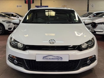 Used Volkswagen Scirocco 2011 for sale - 79049758: Photo
