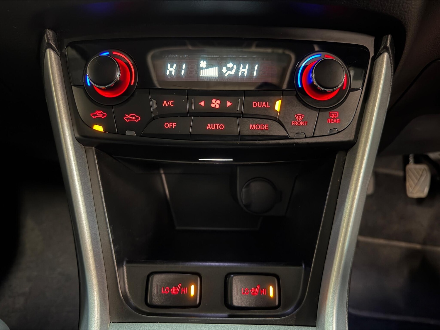 Used Suzuki SX4 S-Cross 2015 for sale - 77156043: Photo 32