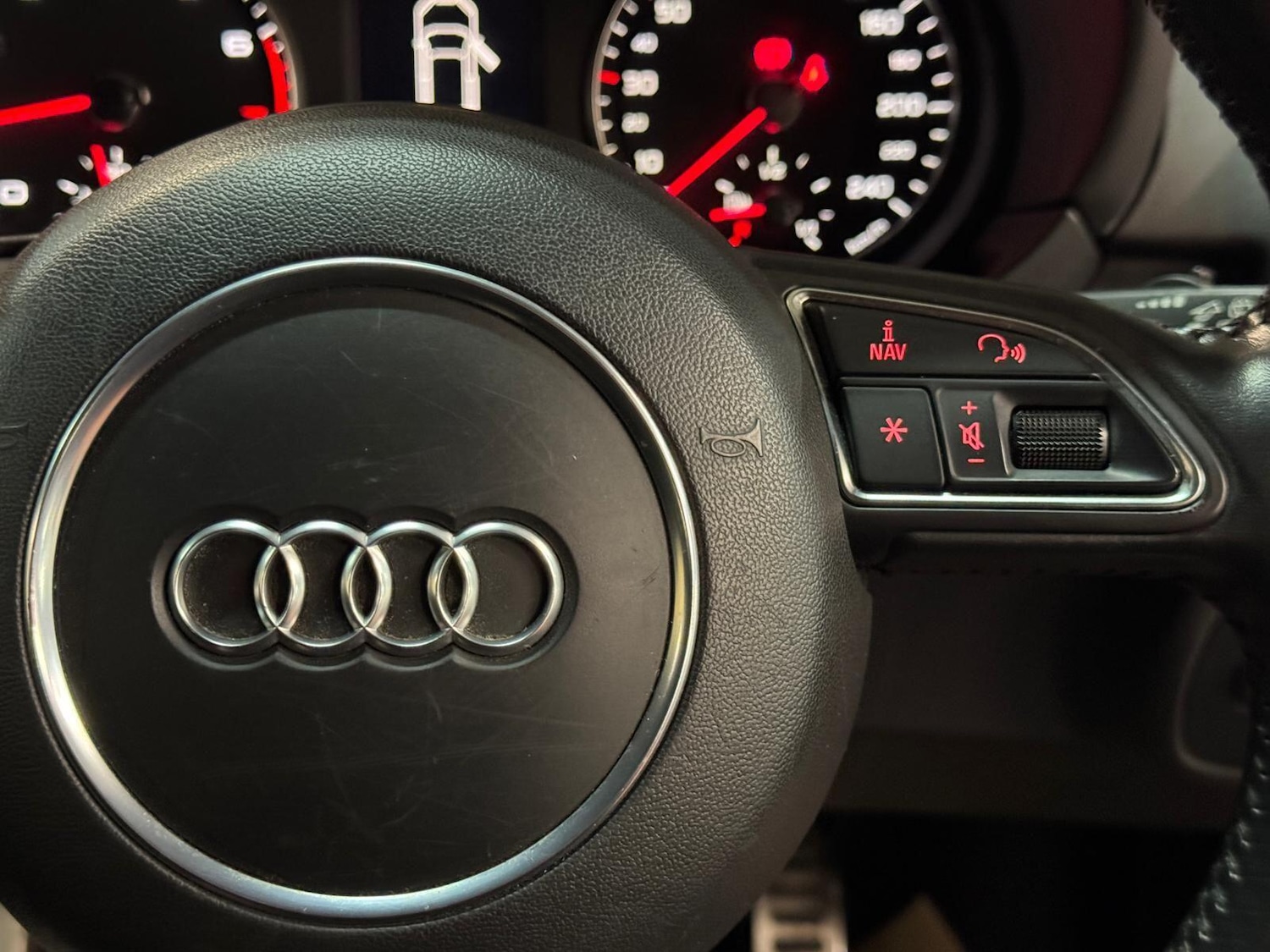 Used Audi A1 for sale - 76781796: Photo 35