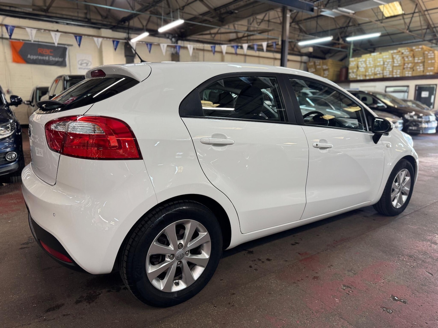 Used Kia Rio 2014 for sale - 76658044: Photo 4