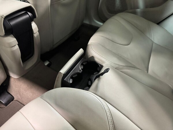 Used Volvo V40 Cross Country for sale - 75577910: Photo 31