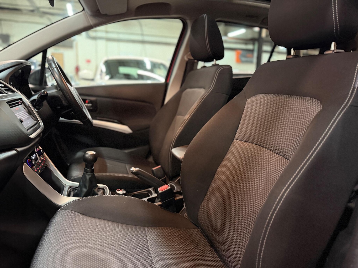 Used Suzuki SX4 S-Cross 2015 for sale - 76260574: Photo 25