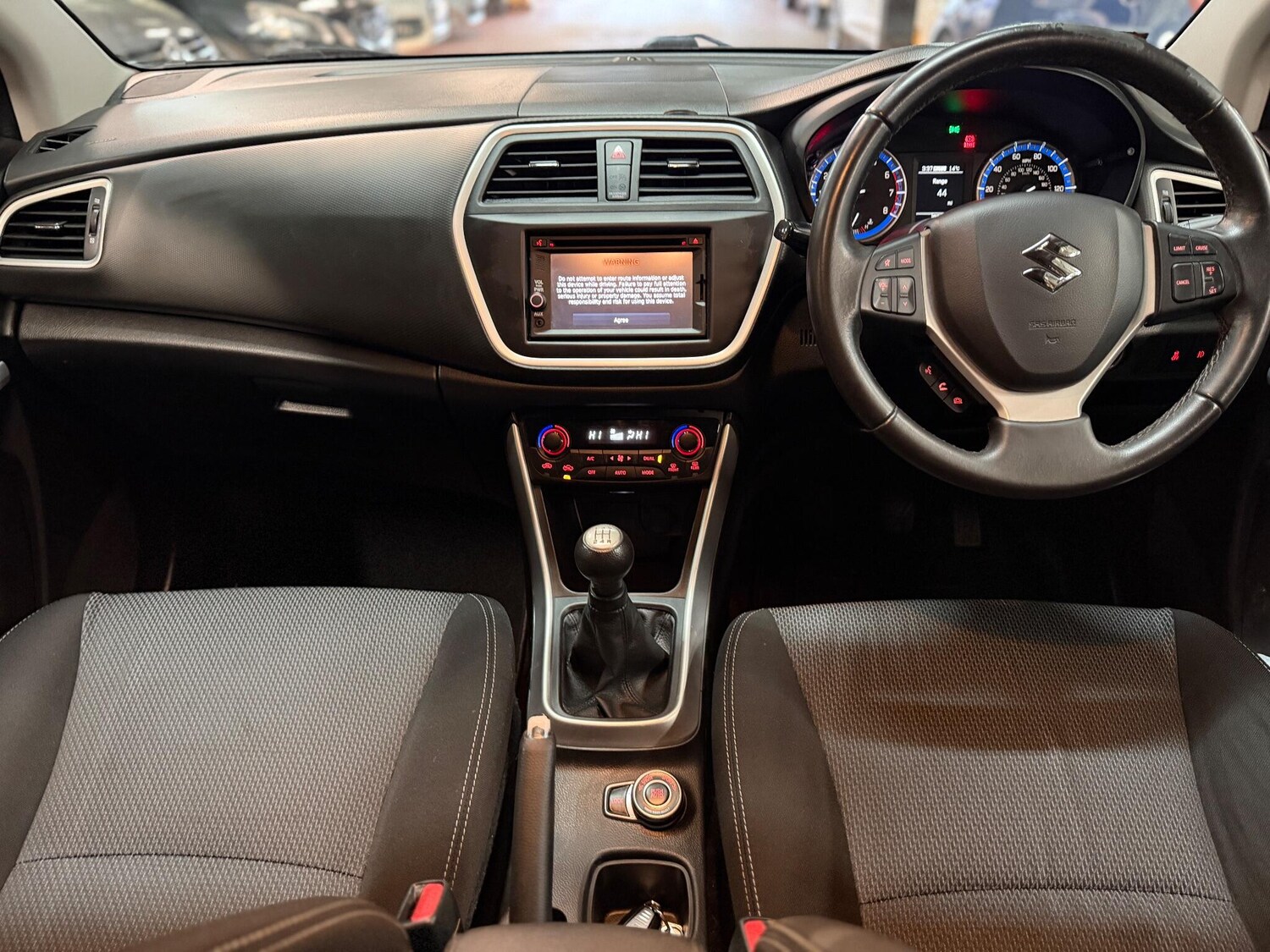 Used Suzuki SX4 S-Cross 2015 for sale - 76260574: Photo 36