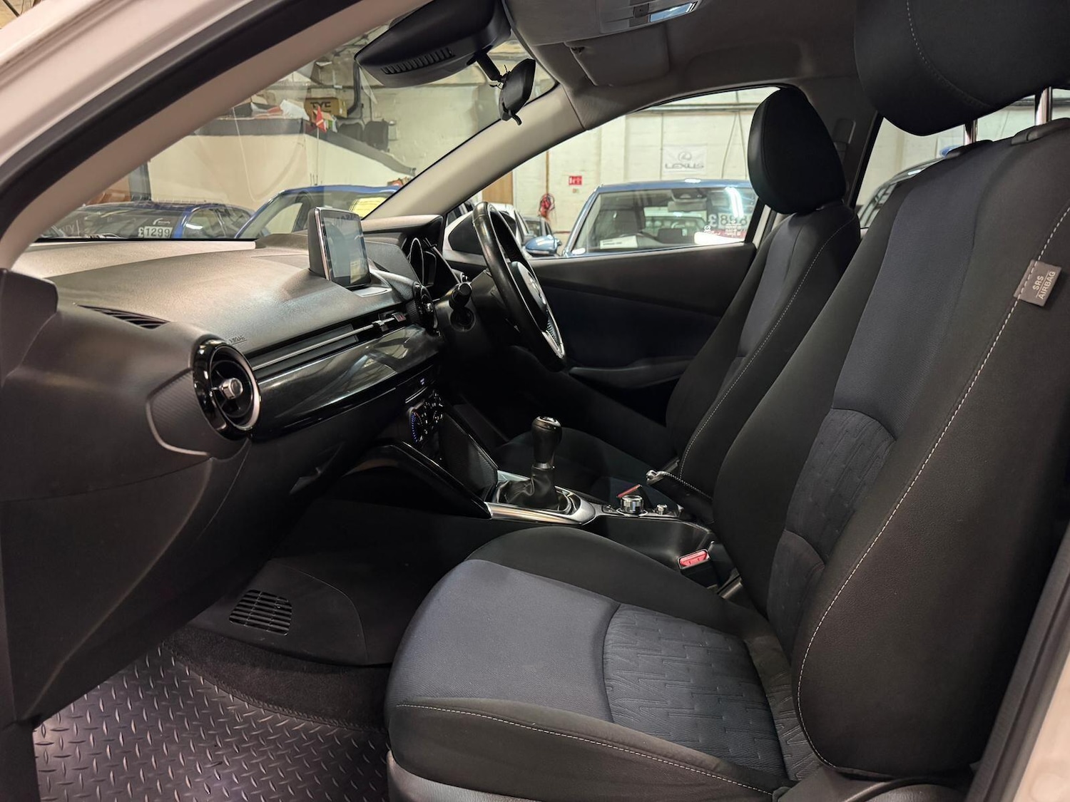 Used Mazda Mazda2 for sale - 77957139: Photo 43