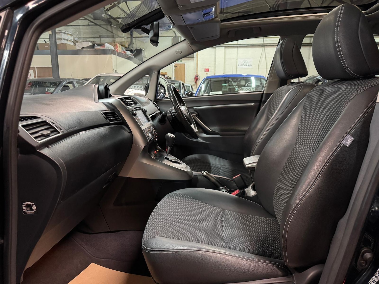 Used Toyota Verso 2015 for sale - 76398397: Photo 20