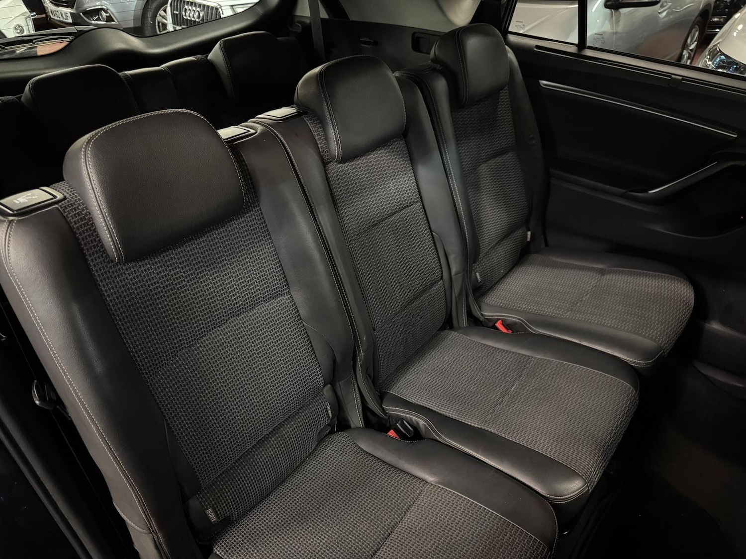 Used Toyota Verso 2015 for sale - 76398397: Photo 24