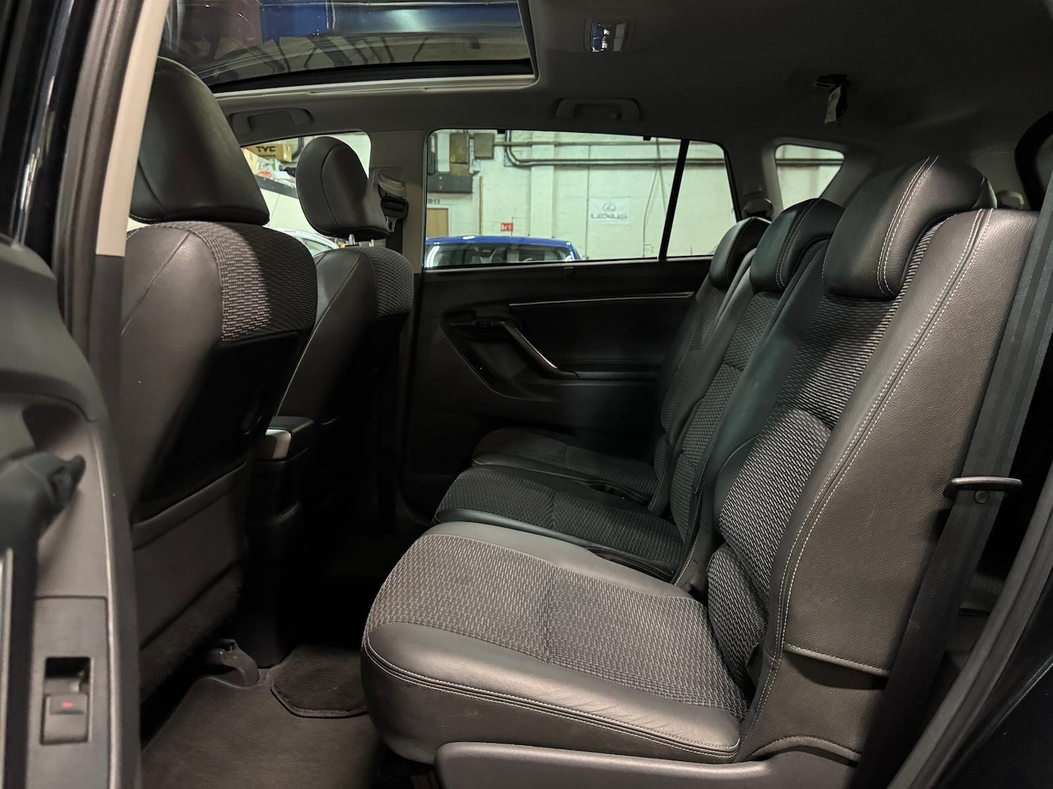 Used Toyota Verso 2015 for sale - 76398397: Photo 26