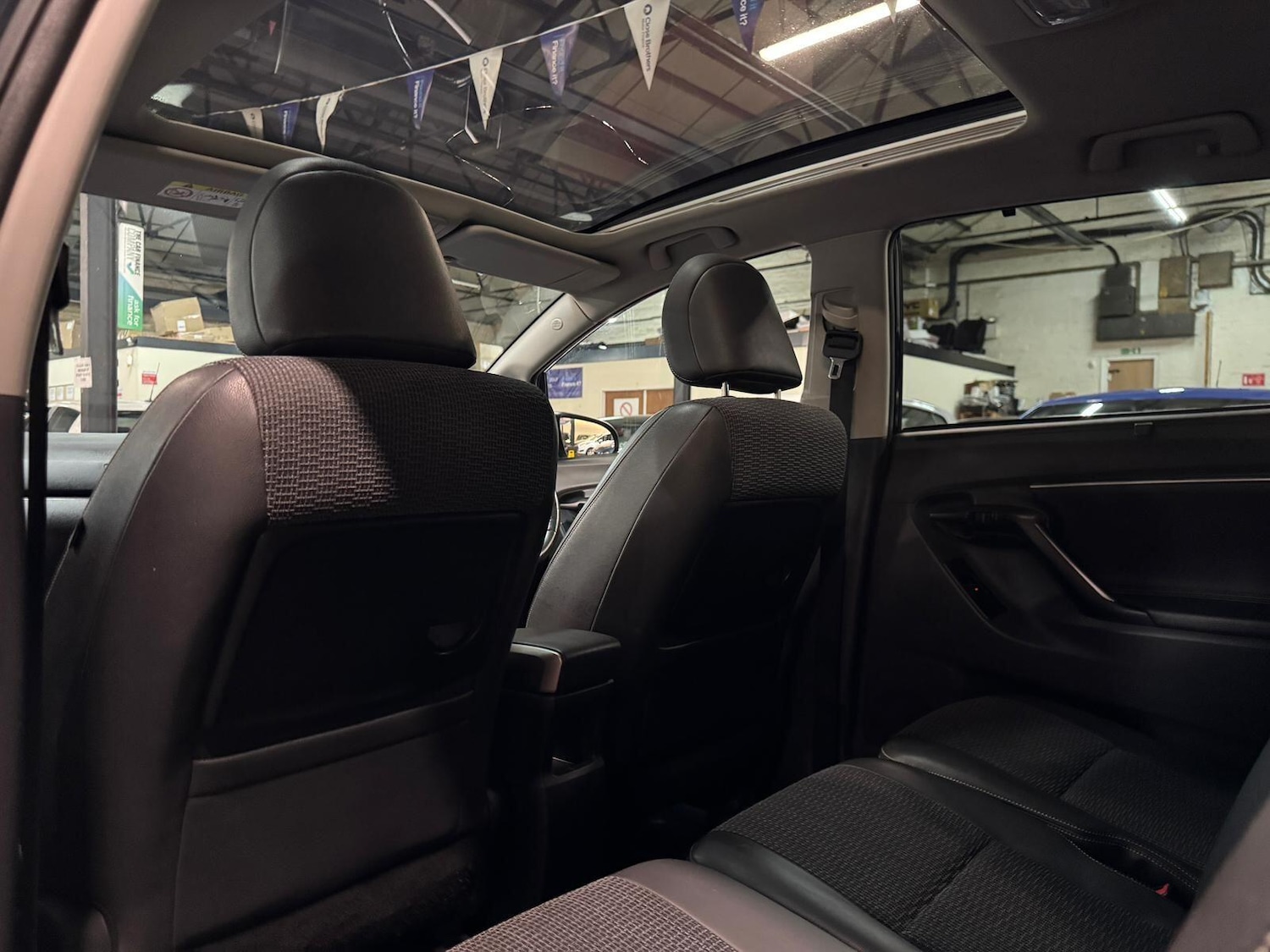 Used Toyota Verso 2015 for sale - 76398397: Photo 28