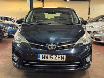 Used Toyota Verso 2015 for sale - 76398397: Photo