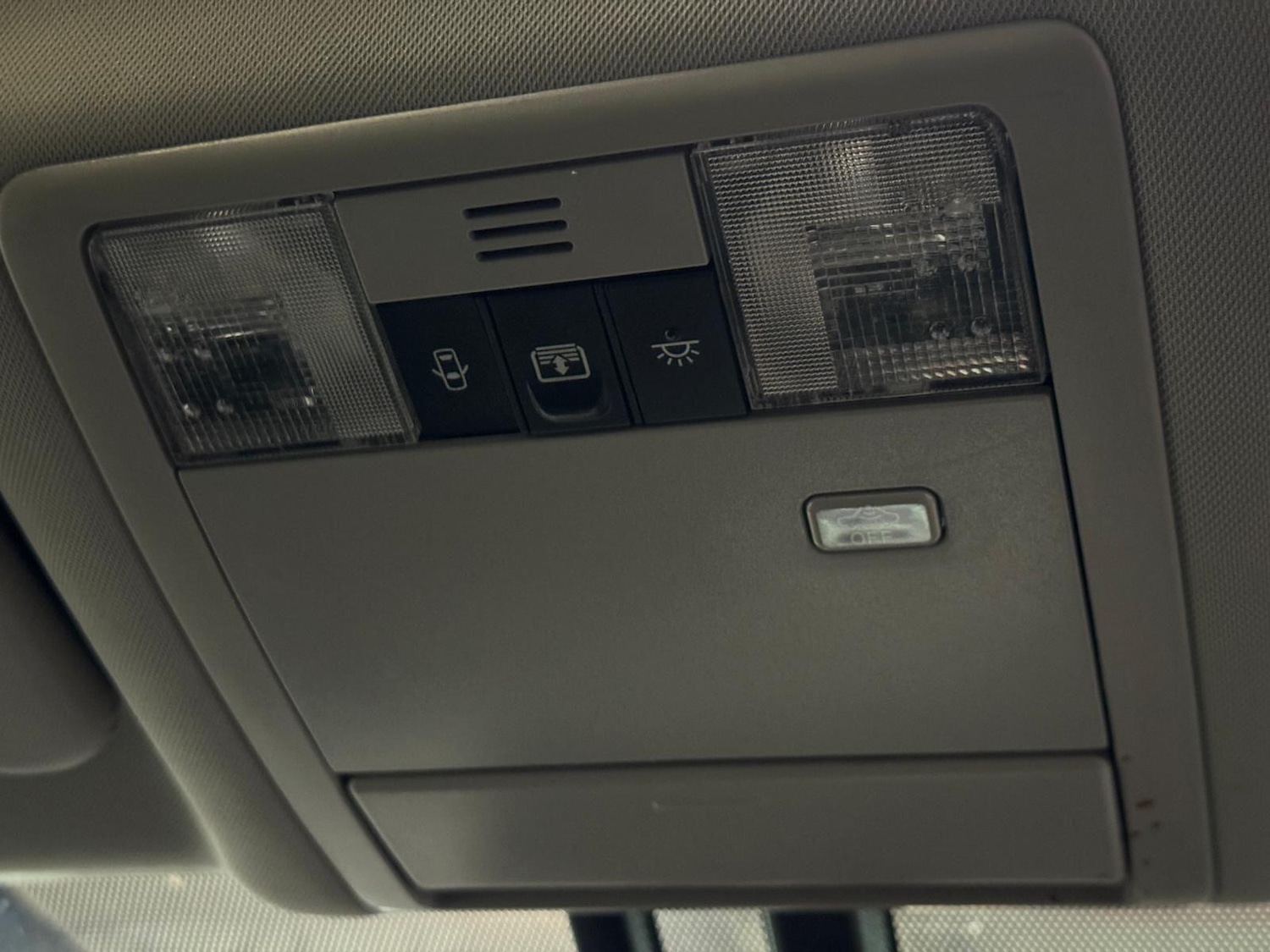 Used Toyota Verso 2015 for sale - 76398397: Photo 42