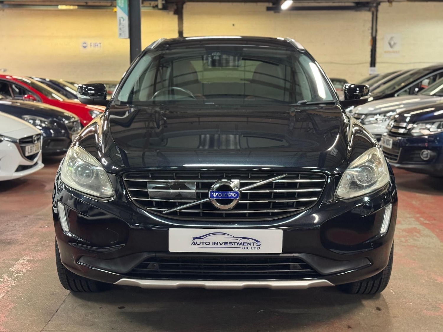Used Volvo XC60 2025 for sale - 76608234: Photo 2