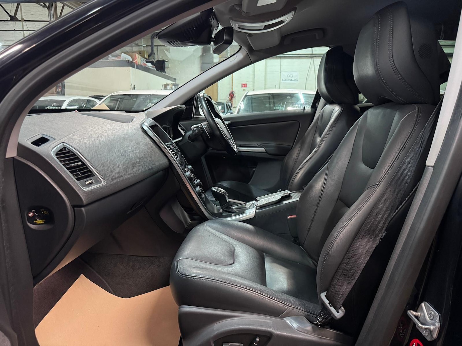 Used Volvo XC60 2025 for sale - 76608234: Photo 20