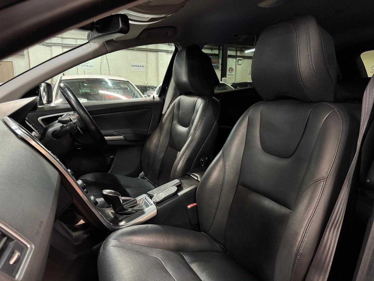 Used Volvo XC60 2025 for sale - 76608234: Photo 21