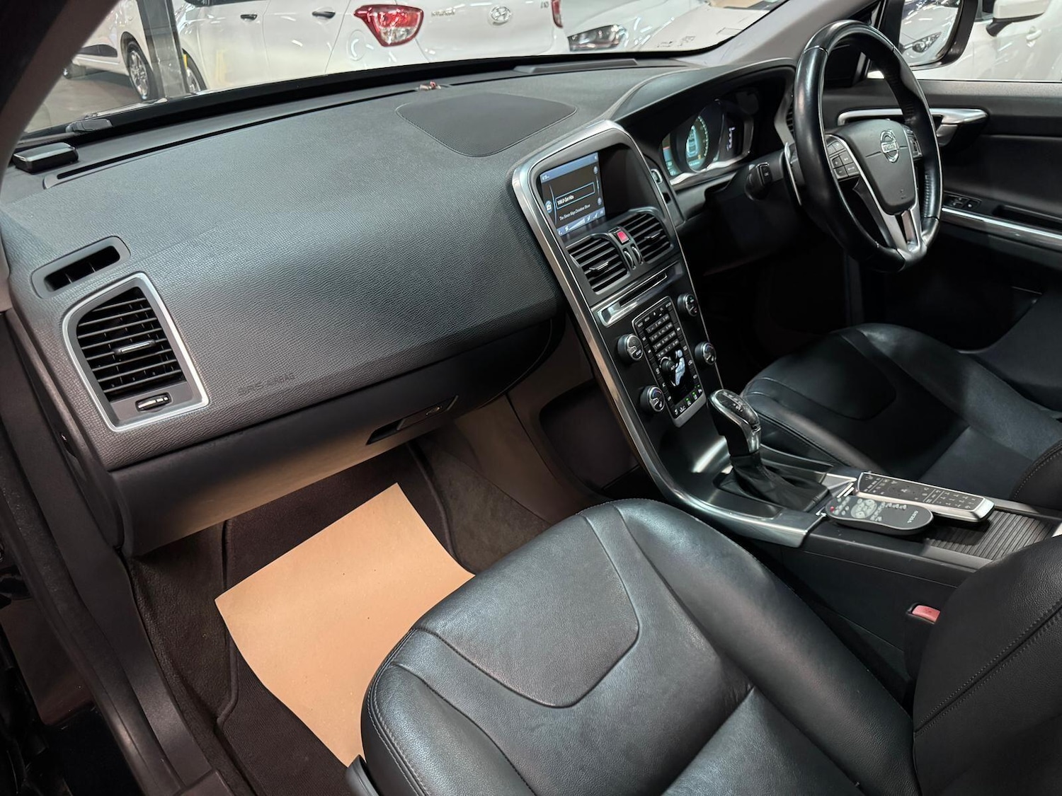 Used Volvo XC60 2025 for sale - 76608234: Photo 22