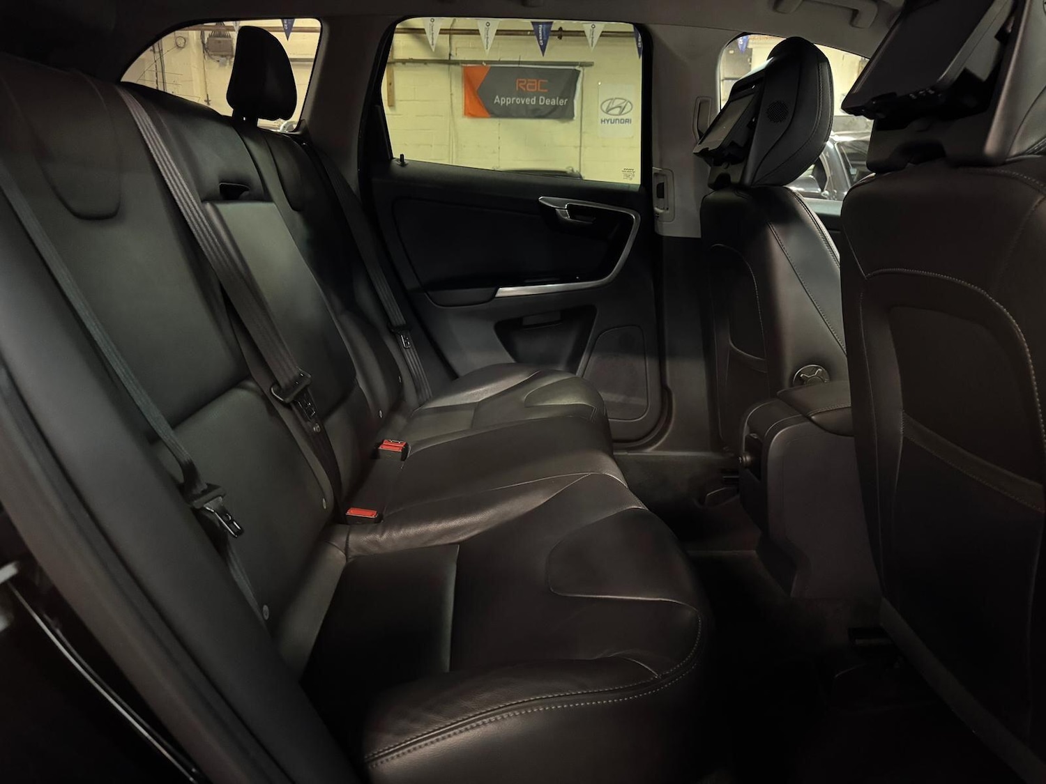 Used Volvo XC60 2025 for sale - 76608234: Photo 25