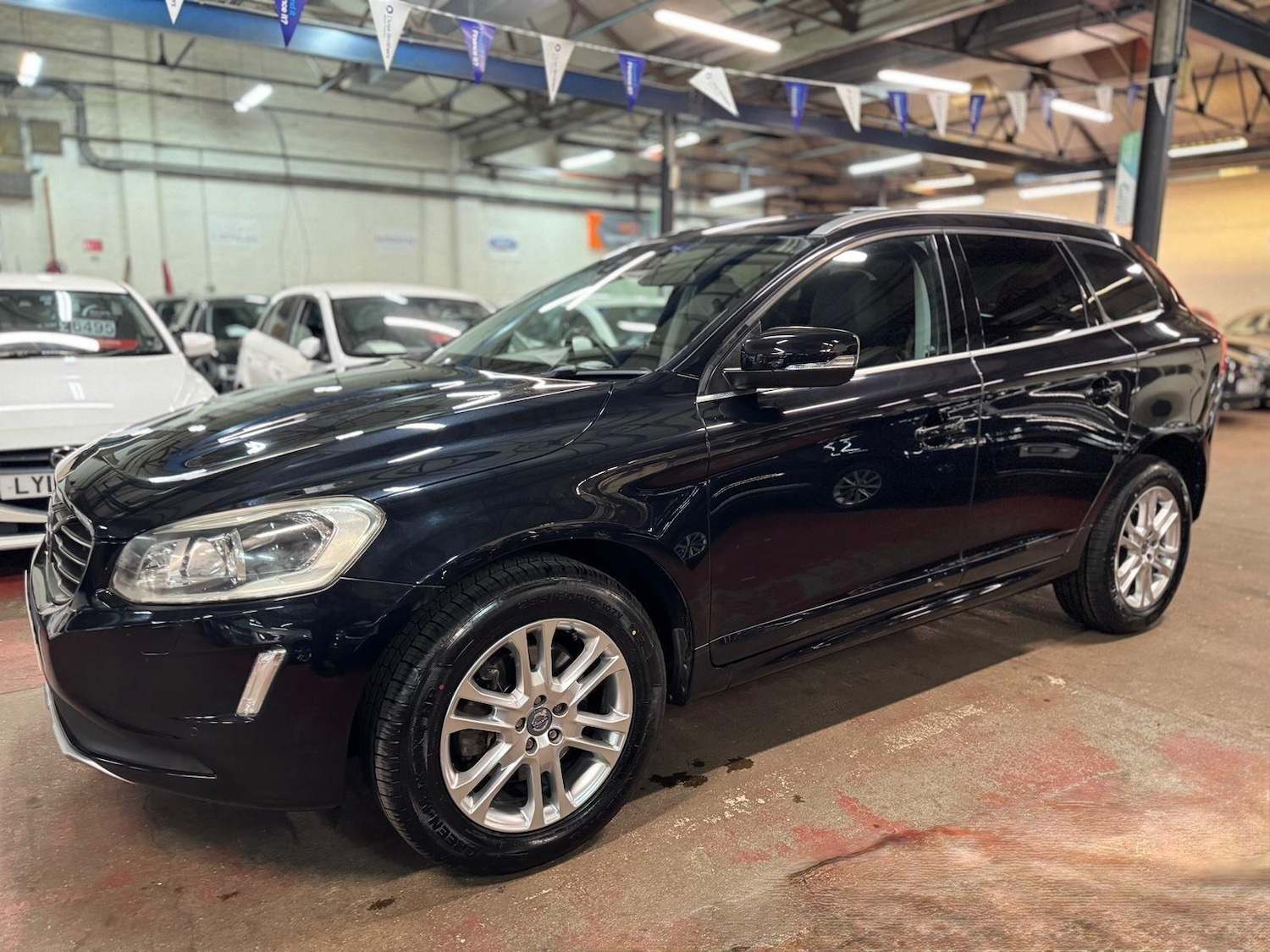 Used Volvo XC60 2025 for sale - 76608234: Photo 3