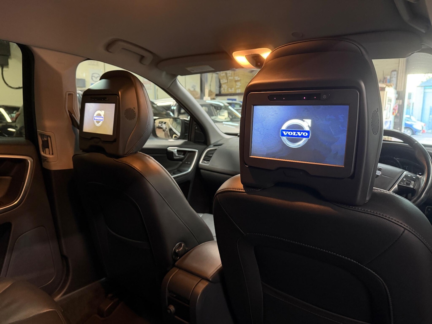 Used Volvo XC60 2025 for sale - 76608234: Photo 35