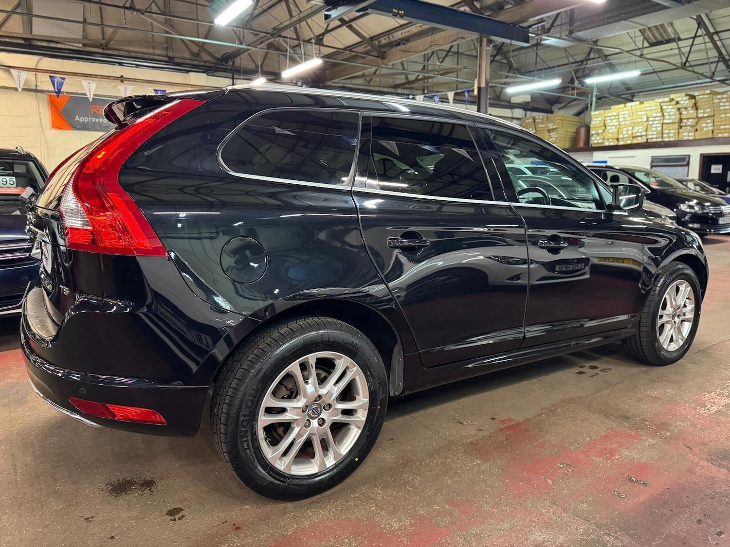 Used Volvo XC60 2025 for sale - 76608234: Photo 4