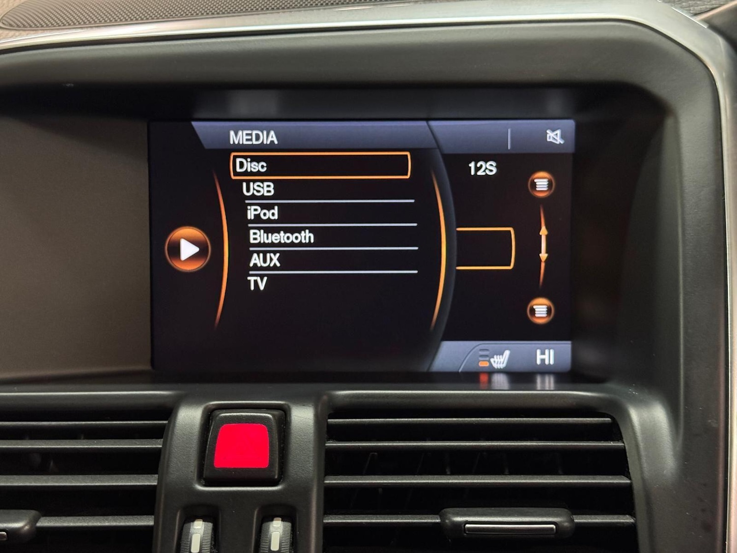 Used Volvo XC60 2025 for sale - 76608234: Photo 43