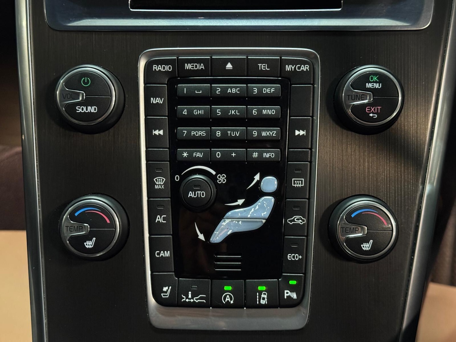 Used Volvo XC60 2025 for sale - 76608234: Photo 44