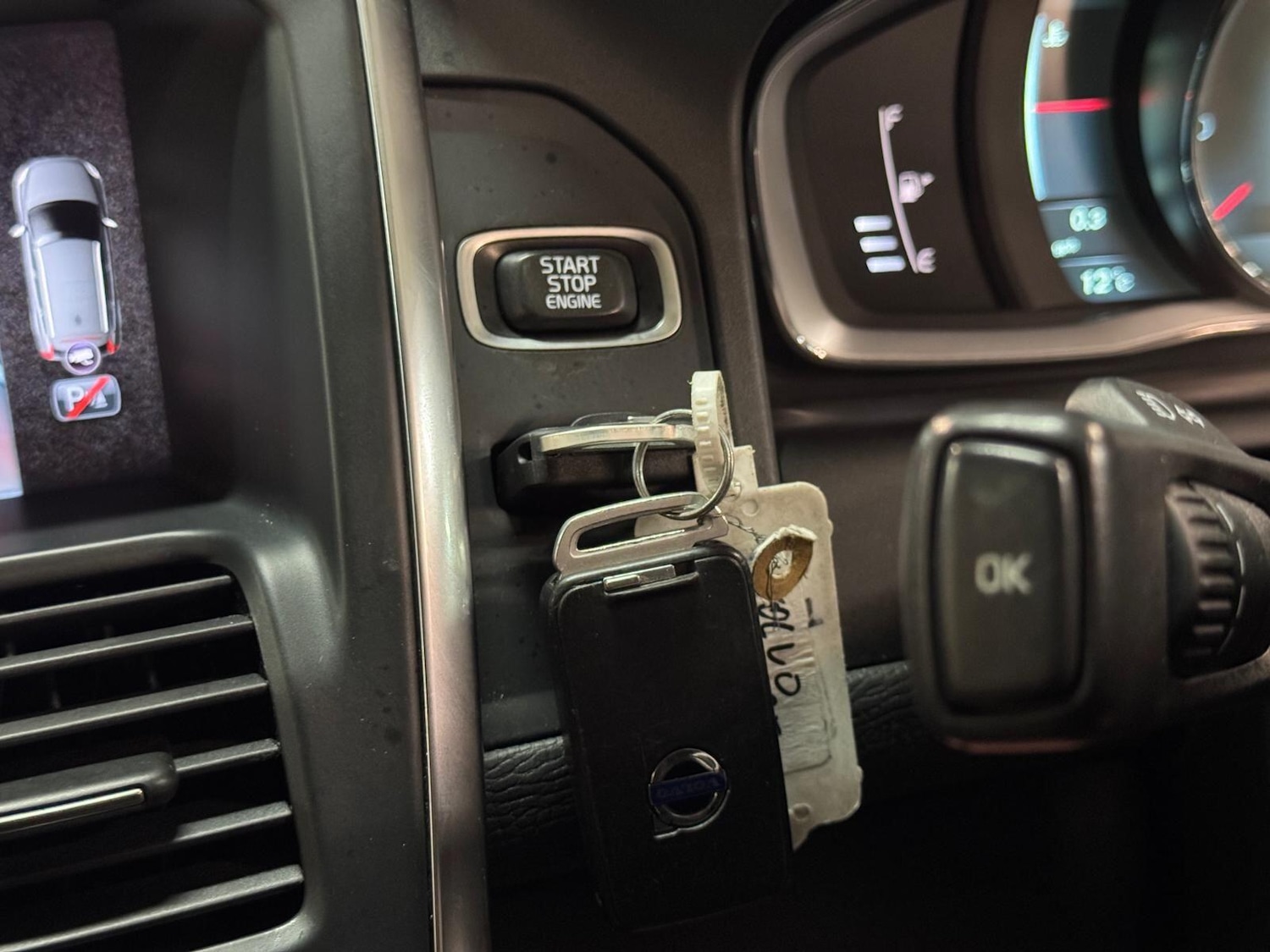 Used Volvo XC60 2025 for sale - 76608234: Photo 48