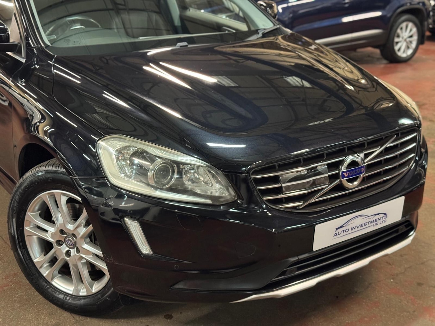 Used Volvo XC60 2025 for sale - 76608234: Photo 8