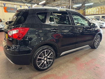 Used Suzuki SX4 S-Cross 2014 for sale - 75915060: Photo
