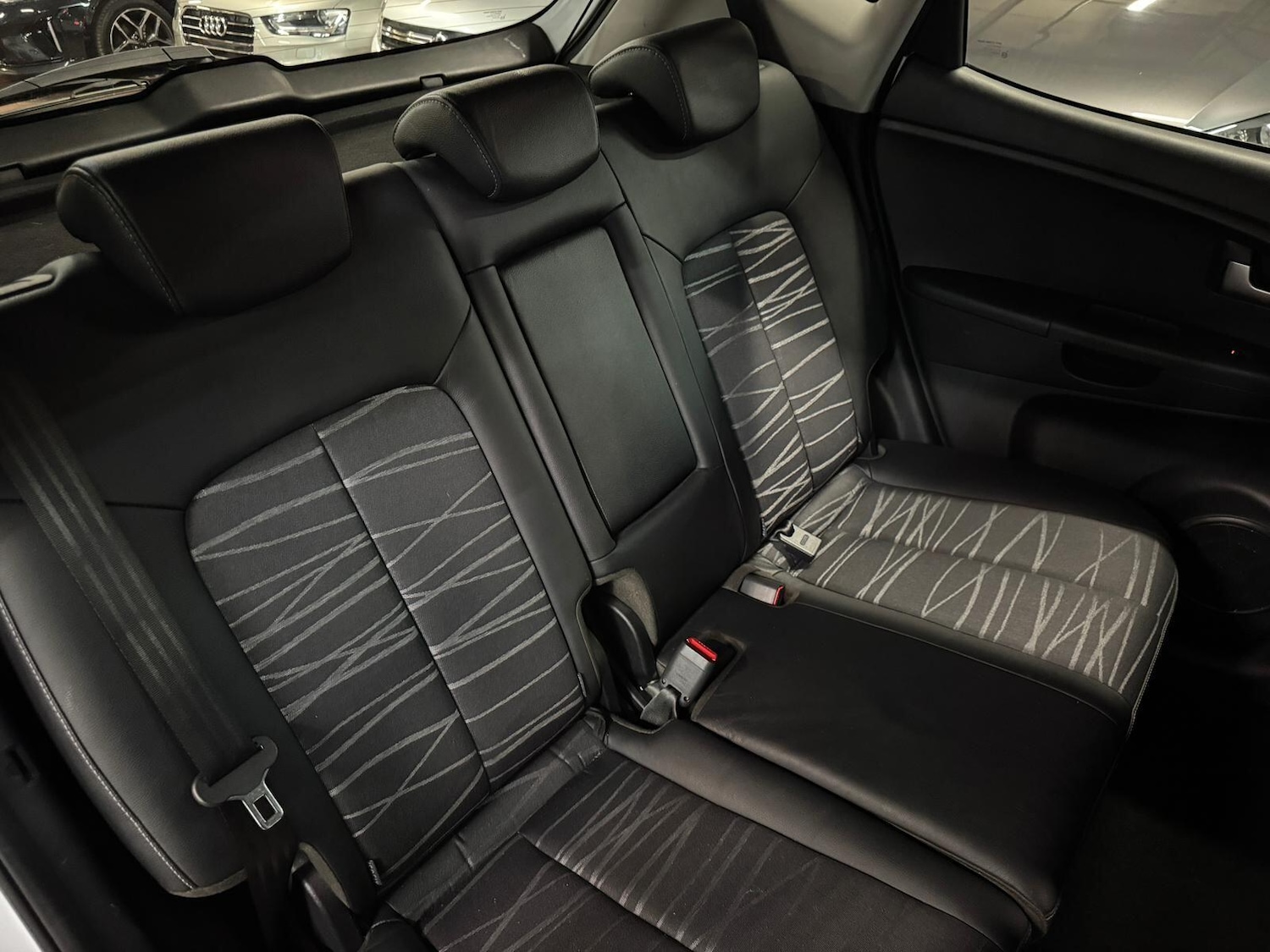 Used Kia Venga 2017 for sale - 77120204: Photo 25