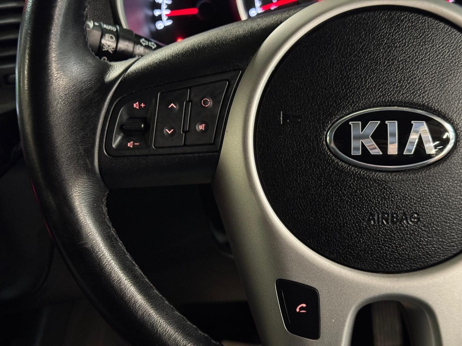 Used Kia Venga 2017 for sale - 77120204: Photo 37