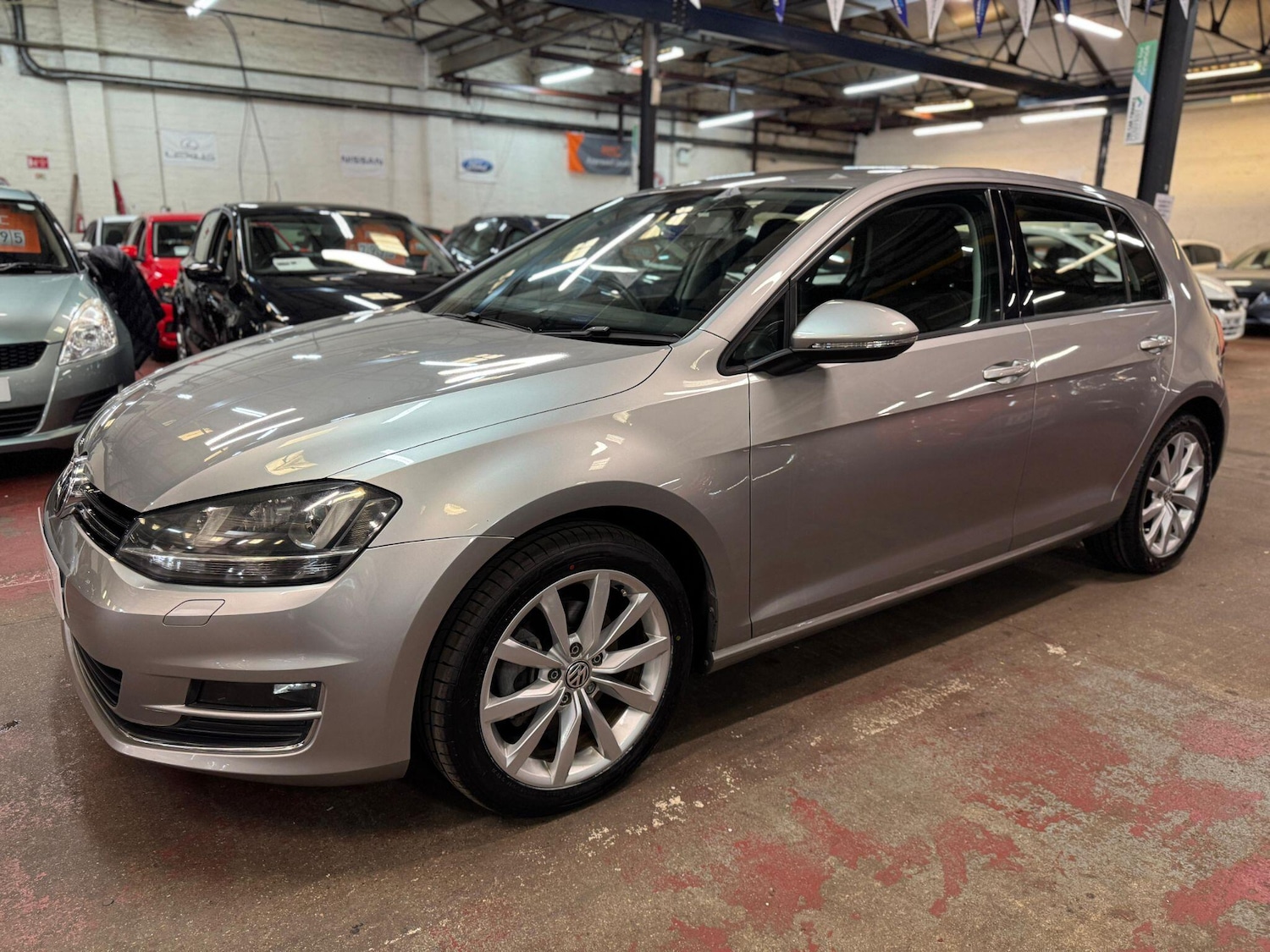 Used Volkswagen Golf 2025 for sale - 76189169: Photo 3