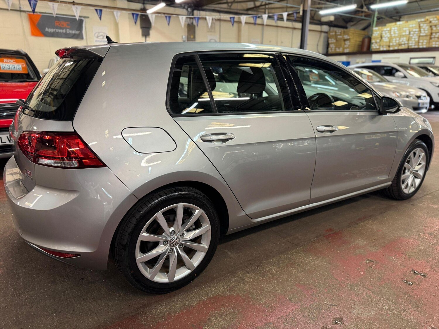 Used Volkswagen Golf 2025 for sale - 76189169: Photo 4