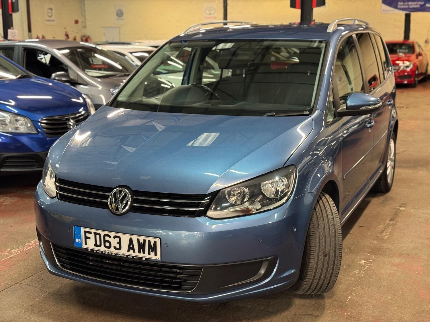 Used Volkswagen Touran 2013 for sale - 77119876: Photo 10