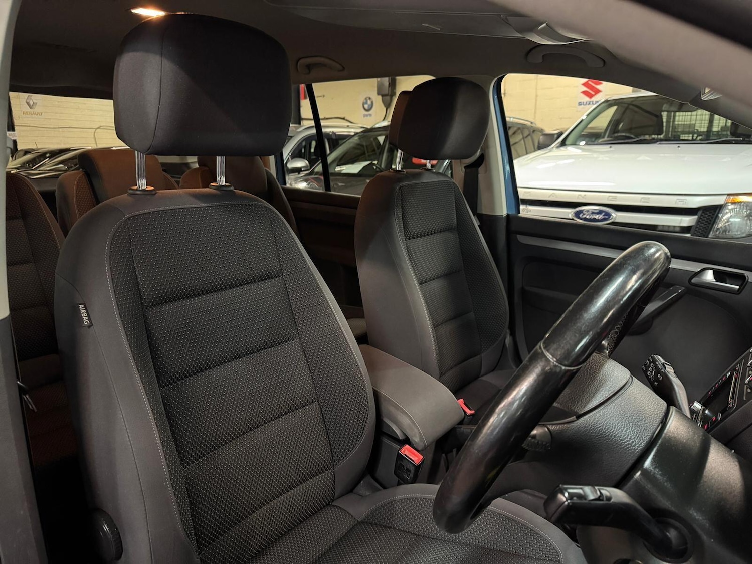 Used Volkswagen Touran 2013 for sale - 77119876: Photo 20