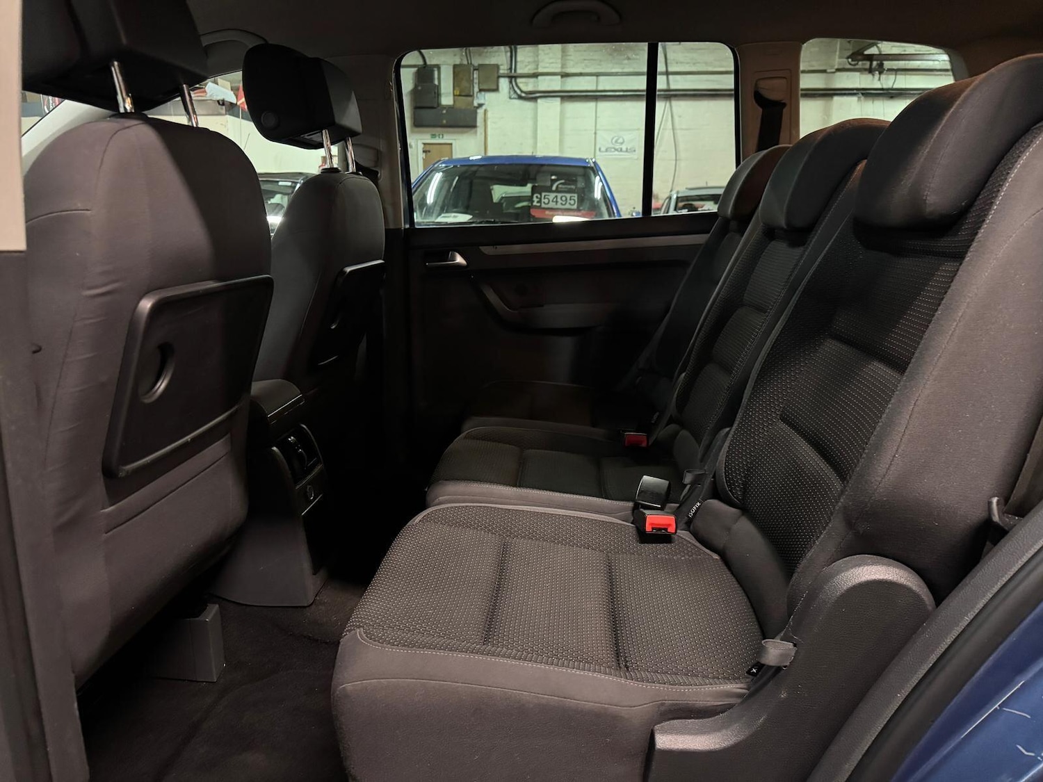 Used Volkswagen Touran 2013 for sale - 77119876: Photo 27