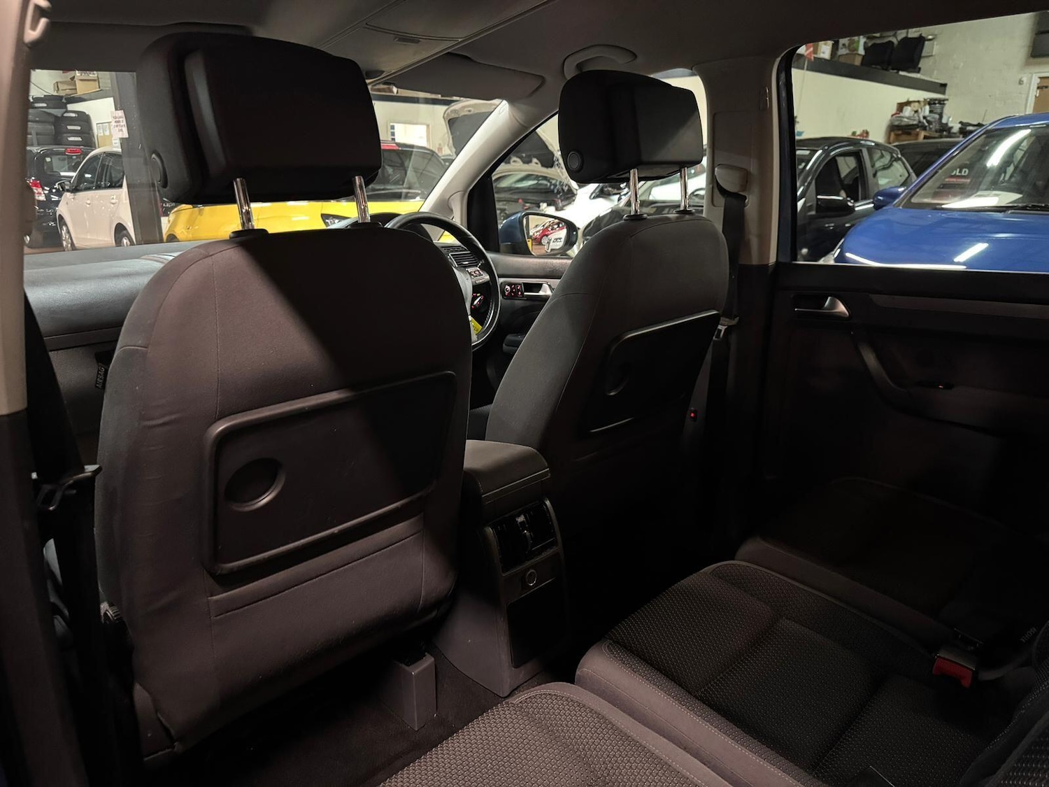 Used Volkswagen Touran 2013 for sale - 77119876: Photo 30