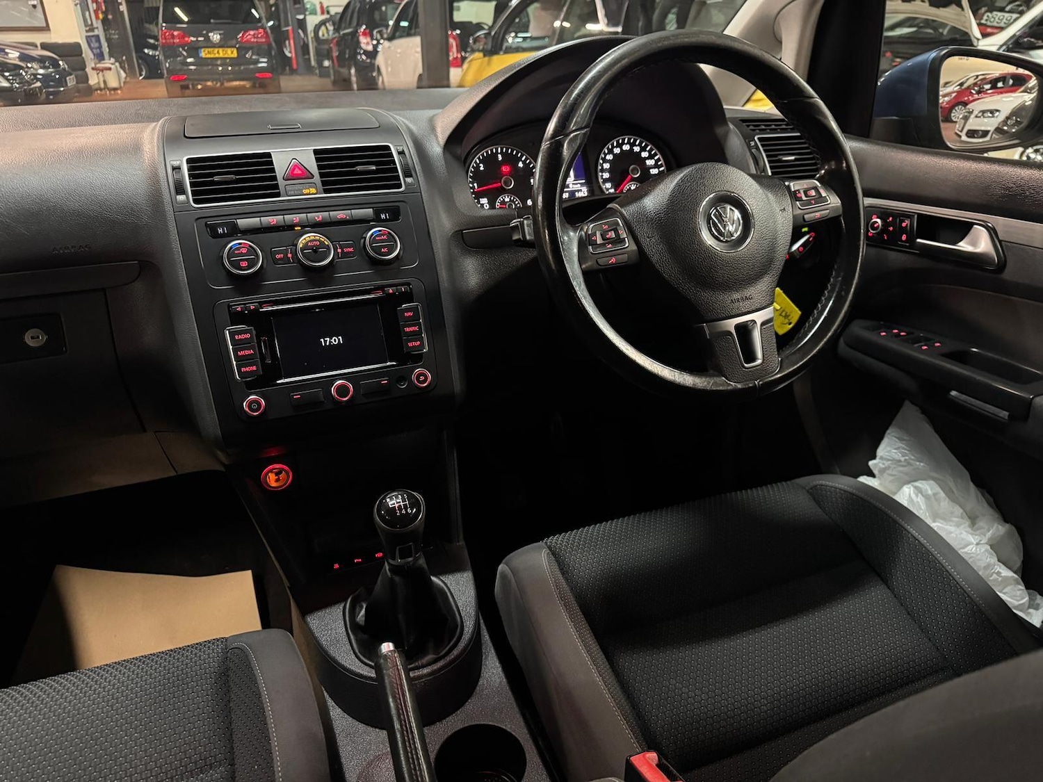 Used Volkswagen Touran 2013 for sale - 77119876: Photo 33